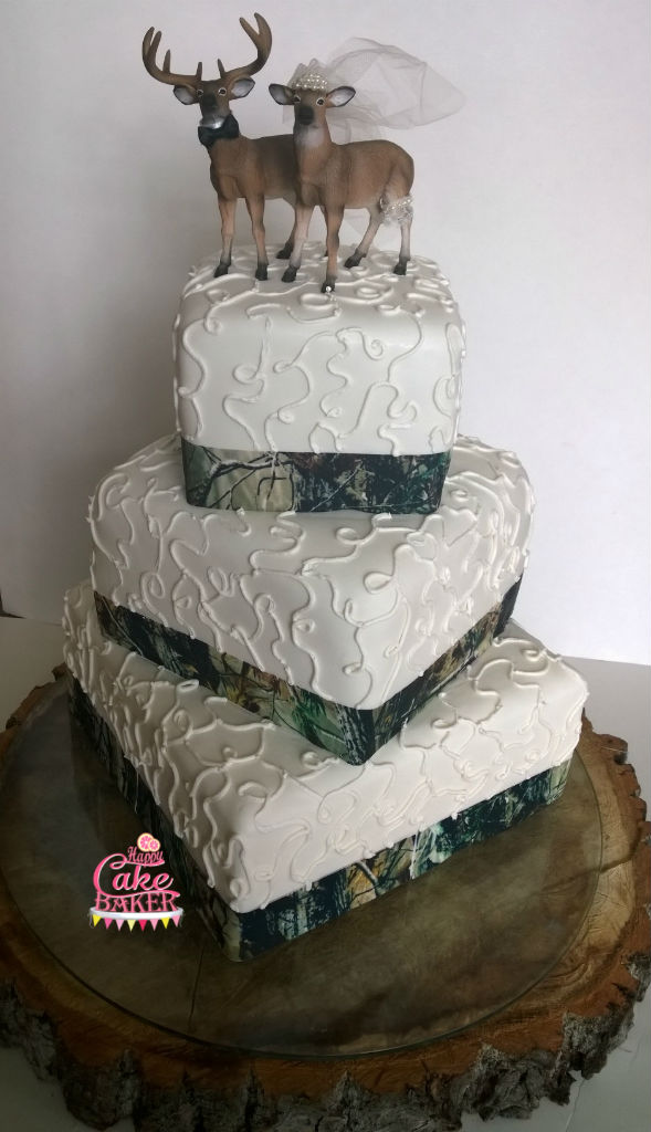 Pictures of camo wedding cakes